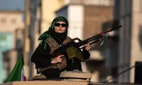 ویدئویی از آموزش نظامی زنان جان‌فدا که وایرال شد/ باز و بسته کردن سلاح در ۲۱ ثانیه