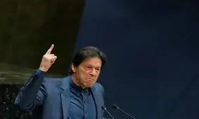 عمران خان مدعی پیروزی در انتخابات پاکستان شد


