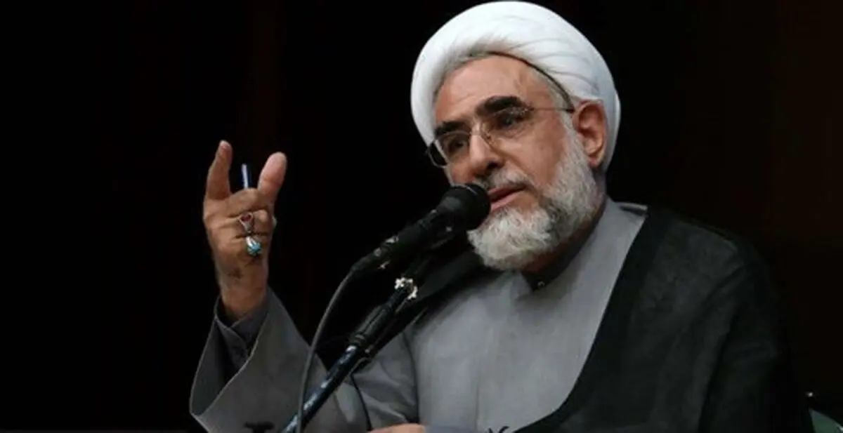 فعال سیاسی اصلاح طلب : رئیسی وعده های اجرا شده خود را اعلام کند / تمامی اقلام موردنیاز مردم حتی دارو گران شده اند