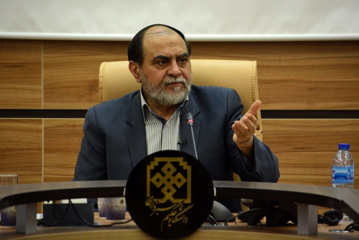 رحیمپور ازغدی: در دانشگاه آمریکا میگفتند «مارگ بار اسرائیل»/ یهودیان در جهان تمام شدند/ اکثرشان هم سکولارند و اهل عشق و حال/ ویدئو