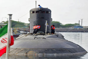دریادار بابک بلوچ: زیردریایی‌های فوق سنگین به نیروی دریایی اضافه می‌شود

