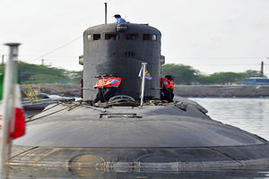 دریادار بابک بلوچ: زیردریایی‌های فوق سنگین به نیروی دریایی اضافه می‌شود

