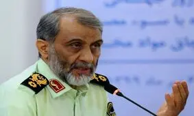 با کسانی که بخواهند هنجار‌ها را زیر پا بگذارند برخورد قاطع می‌کنیم