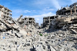 قطر: از صبح امروز، برداشتن آوارها در غزه را آغاز میکنیم