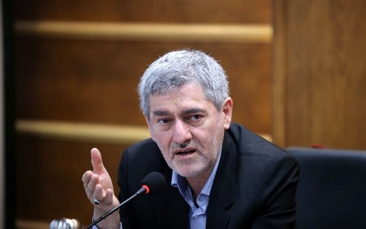 منع ورود مدیرکل میراث فرهنگی استان فارس به محل کار با دستور قضائی