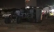 صحنه واژگونی هولناک یک کامیون پس از برخورد با چند خودرو در میدان طالقانی کرج/ ویدئو
