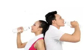 فواید و عوارض آب خوردن بعد از ارضا شدن