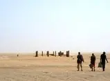 اتوبوس خراب شد، پنجاه نفر از تشنگی مُردند!