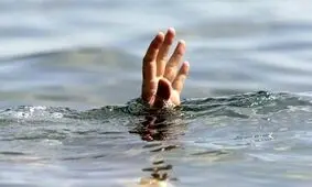 لحظات حساس نجات بانوی زنجانی از سیل/ ویدئو

