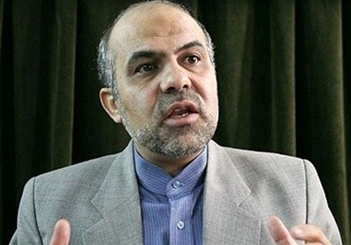 جاسوسی با پیشانی پینه بسته!