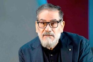 روزنامه کیهان: حاشیه سازی برای شمخانی، عملیات روانی علیه انسجام ملی است/ وقتی دبیر شورای عالی امنیت ملی شد فرزند کروبی تبریک گفت/ نباید عروسی مجلل میگرفت