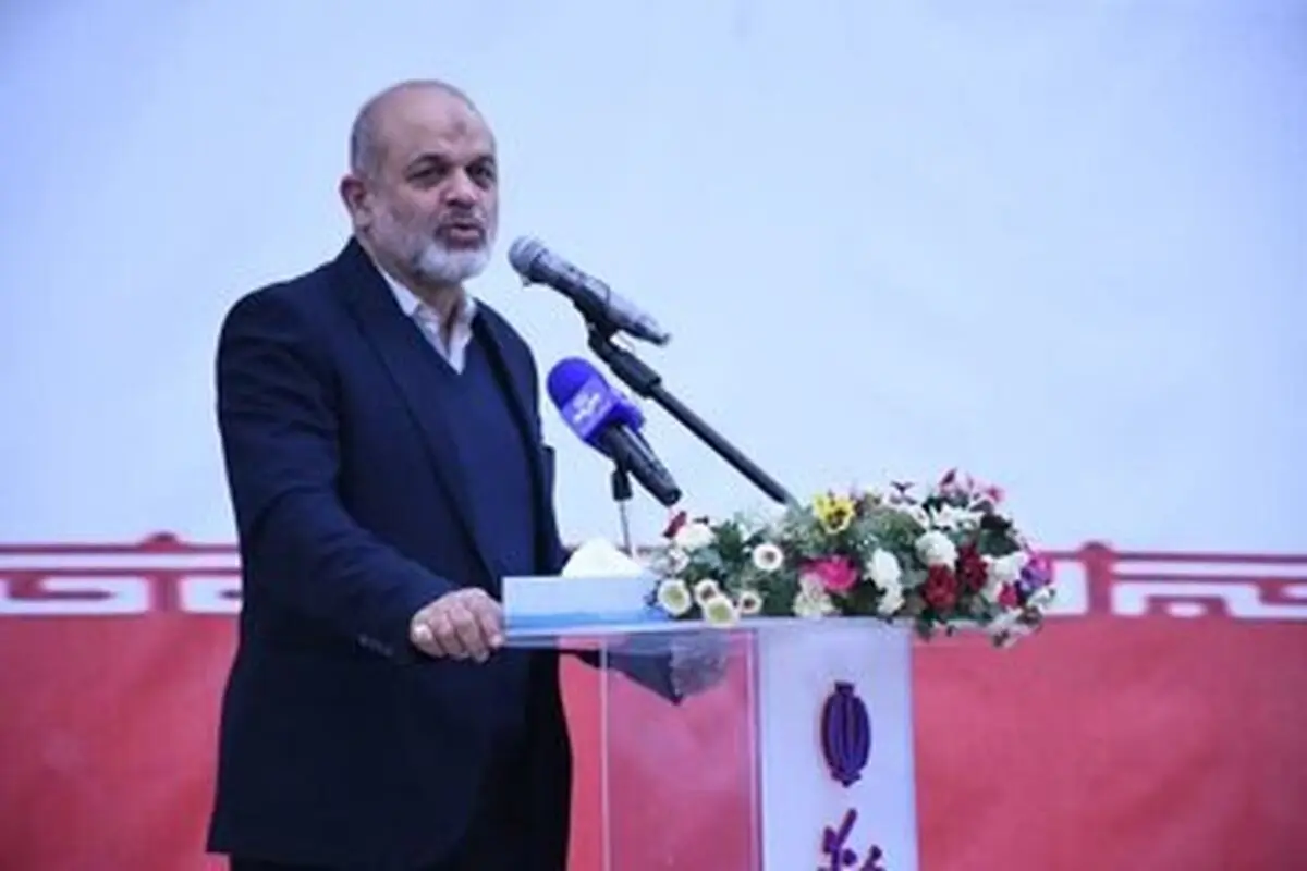 تعریف و تمجید وزیر کشور از انتخاباتی با مشارکت ۴۱ درصدی