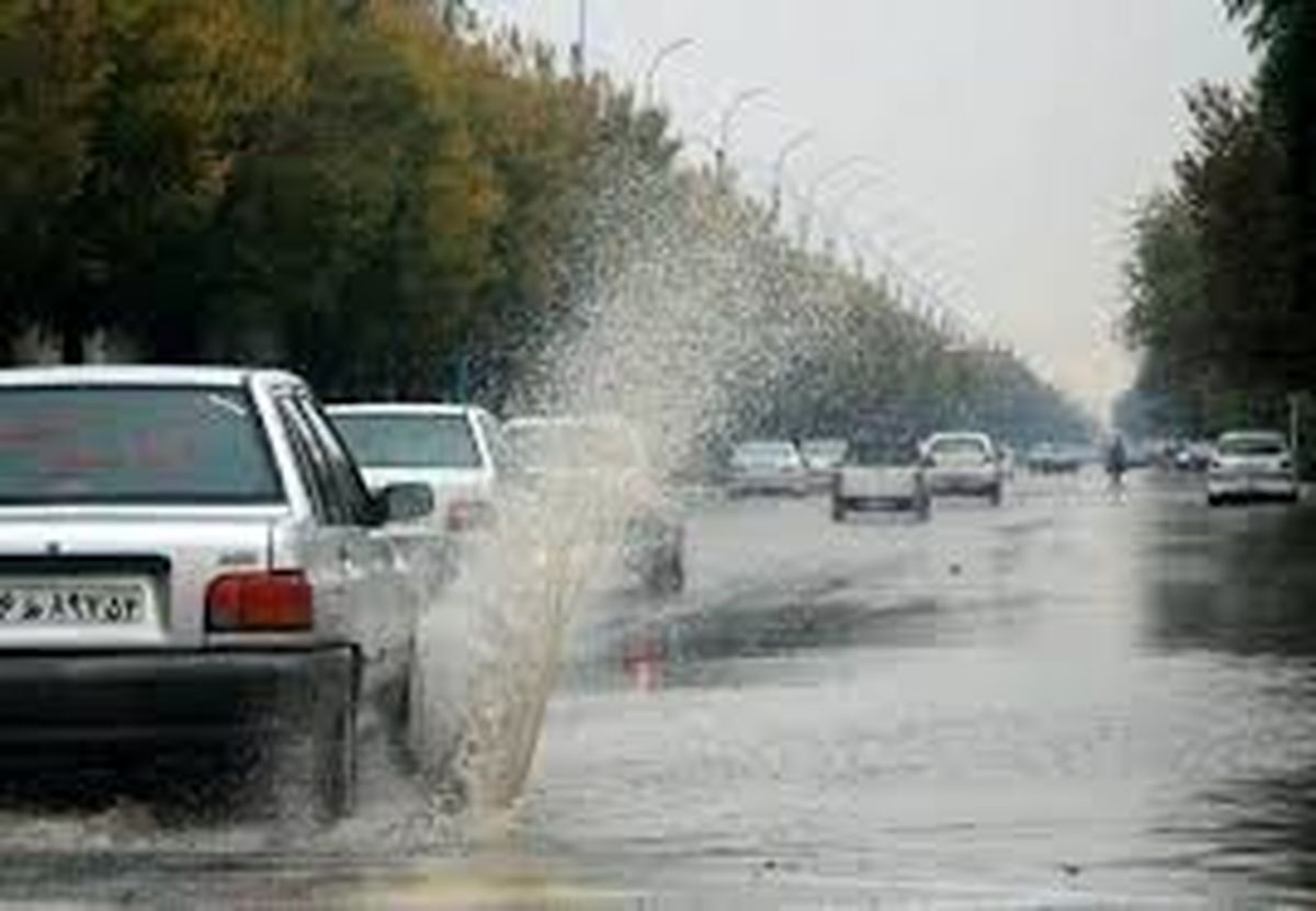 خیابانهای گنبد تبدیل به استخر شد/ ویدئو
