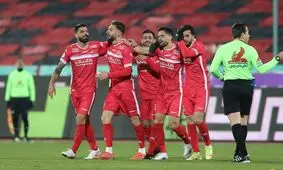 پرسپولیس هم‌امتیاز استقلال شد