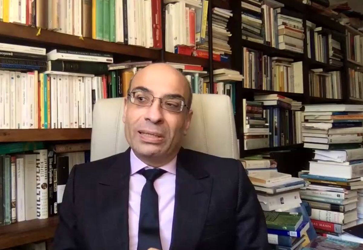 برخی از سلطنتطلبها میگویند استفاده از بمب اتمی ایرادی ندارد، فوقش ۲۰۰ هزار نفر میمیرند/ ویدئو