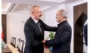 گفتگوی کوتاه پزشکیان با علی‌اف به زبان آذری درباره صلح ارمنستان و آذربایجان/ ویدئو

