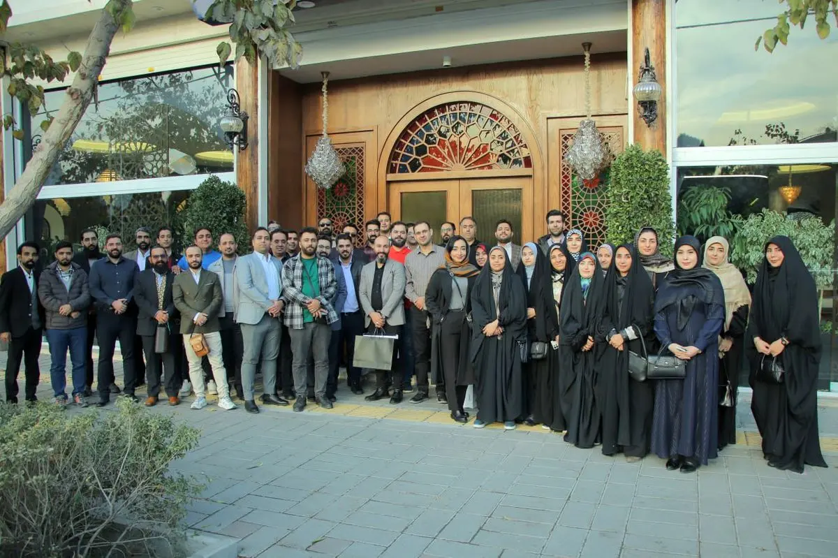 تجلیل از محمد جواد طاهریان، در ویژه‌برنامه «ستارگان خبرفوری»