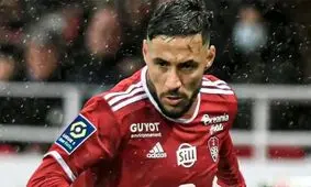 خشم قطری‌ها از اظهارنظر عجیب مهاجم الجزایری

