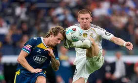 جنجال علیه رئال مادرید؛ سر بازیکن خون آمد، چطور اخراج نداشت؟/ عکس

