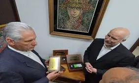 اهدای ۴ کیت دارویی هسته‌ای ایرانی به رئیس جمهور کوبا توسط قالیباف