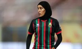 فوتبالیست محجبه در جام جهانی زنان تاریخ‌ساز شد/ تصاویر و ویدئو