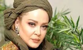 پوشش متفاوت “بهاره رهنما” در پاریس/ ویدئو