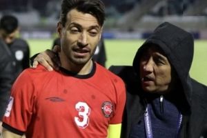 شوخی شجاع با خداداد: جلوی من کاری نمی‌توانست بکند/ خداداد: با تریلی از روی تو رد می شدم!/ ویدئو

