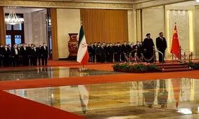 «رئیسی» در ساختمان کنگره ملی خلق چین مورد استقبال رسمی «جین پینگ» قرار گرفت

