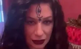 حکم زندان برای زنی که «جادوگر پوتین» بود

