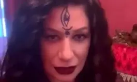 حکم زندان برای زنی که «جادوگر پوتین» بود

