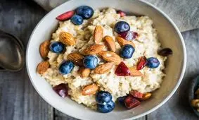 این دانه های پرخاصیت می توانند به کاهش وزن شما کمک کنند