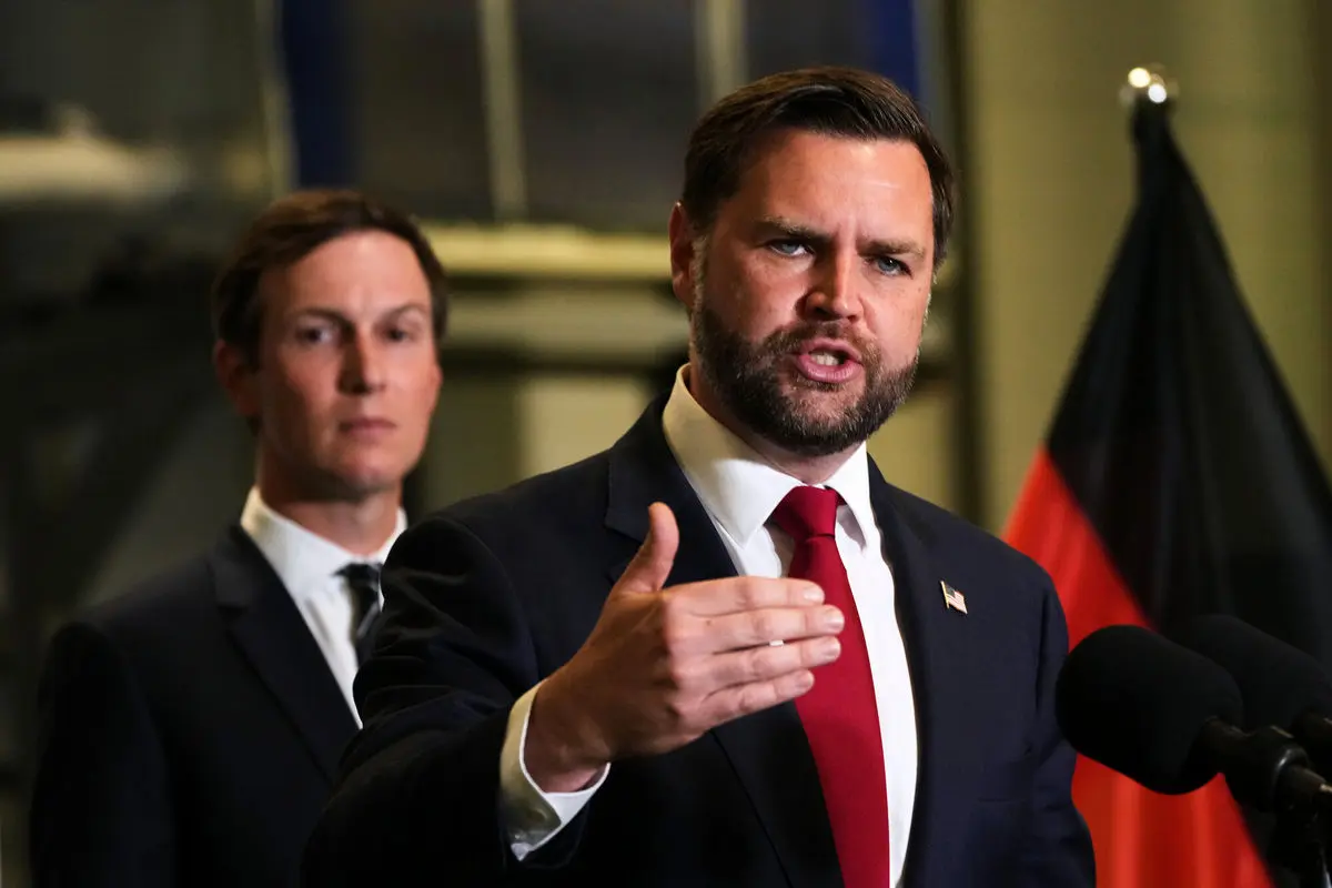 کوشنر و جی‌دی ونس همین اول کار به مشکل خوردند | اختلاف نظر در هیئت آمریکایی