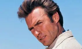 بازیگر معروف آمریکایی و عکس متفاوتی که از وی منتشر شده است