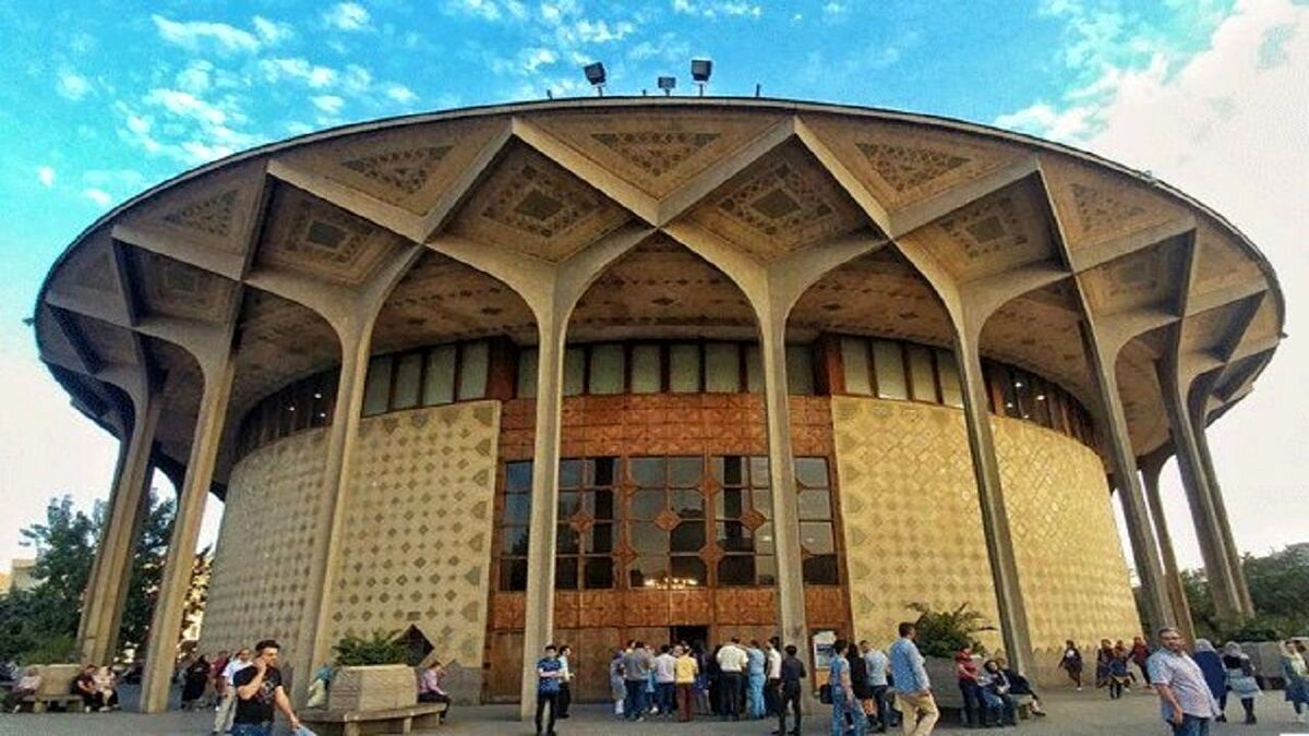 جداسازی جنجالی/ ماجرای حصار کشی در تئاتر شهر/ ویدئو