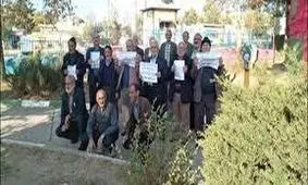 چای دبش در تجمع بازنشستگان/ ویدئو