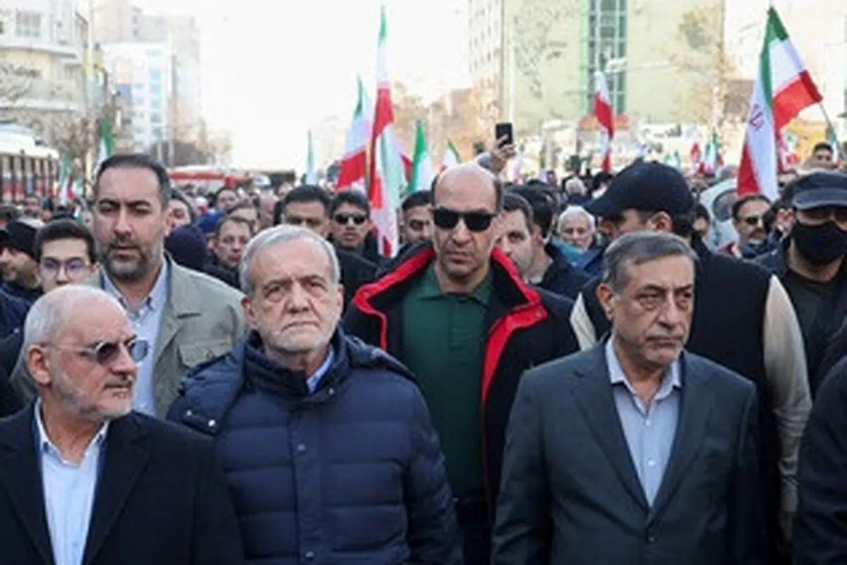 پزشکیان: ملت ایران، ما را در مسیر خدمتگزاری بیشتر به کشور مصمم‌تر کرد

