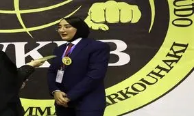 دختر افغانستانی؛ از مربیگری کاراته در ایران تا تداعی خاطرات پدرش در جنگ تحمیلی

