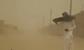 سرعت وزش طوفان در سیستان از مرز 100 کیلومتر گذشت