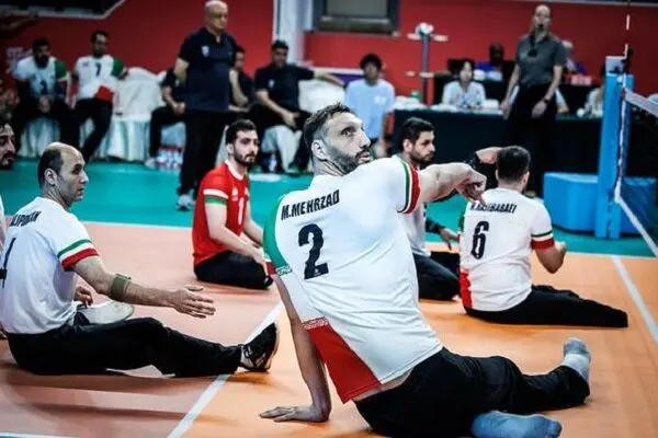 تصاویر دیدنی از مرد ۲۴۷ سانتی‌متری والیبال نشسته ایران درمسابقات جهانی