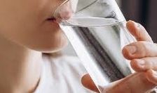 حذف میکروپلاستیک از آب آشامیدنی با جوشاندن