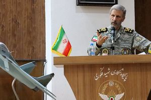 فرمانده کل ارتش: همیشه باید برای جنگیدن آماده بود/ دشمن در نابودی توان هسته‌ای ایران ناکام ماند