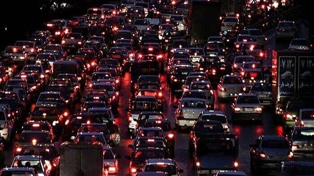 ترافیک شبانه، جاده‌های شمال را قفل کرد

