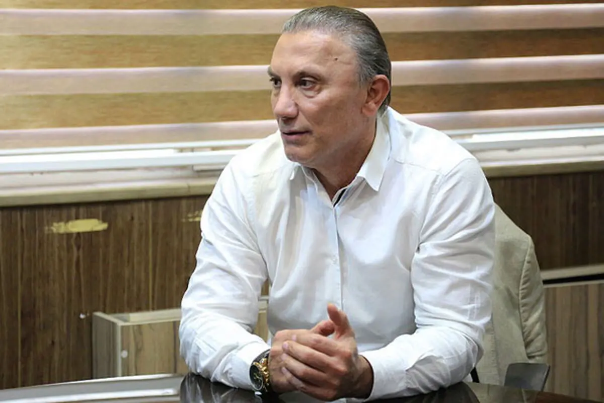 اشتباه کردم سرمربی پرسپولیس شدم/ نگذاشتند پپ گواردیولای پرسپولیس باشم!