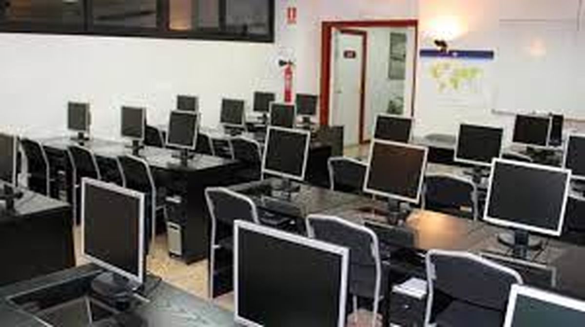 ارقام نجومی برای مدارس غیرانتفاعی/ اردوهای اروپایی و امکانات عجیب در مدارس گران قیمت