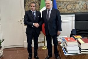 دیدار گروسی با وزیر خارجه ایتالیا پیش از آغاز مذاکرات تهران-واشنگتن در رم

