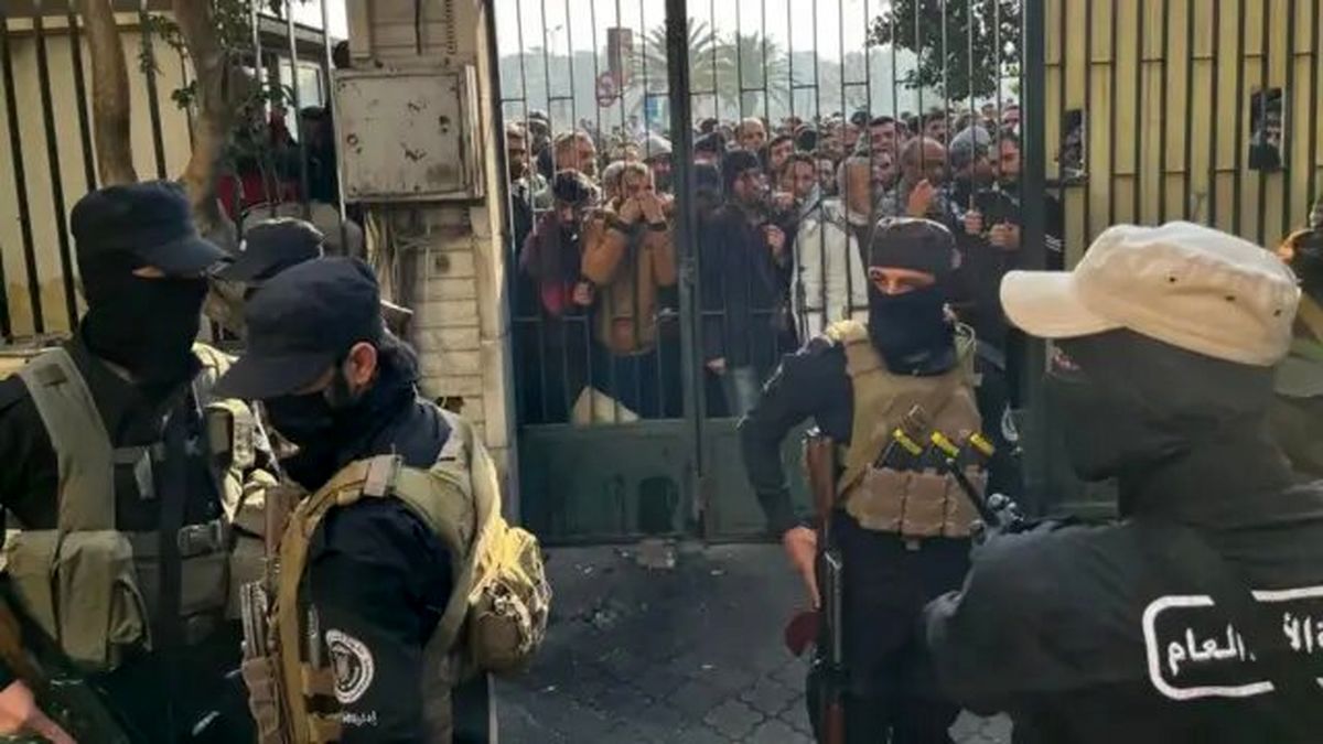 بازداشت خودسرانه هزاران نفر در زندان‌های دولت موقت سوریه
