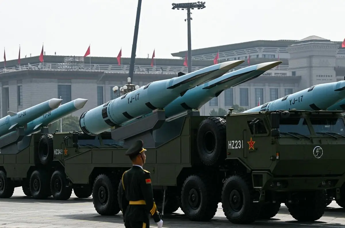 ایران در آستانه خرید موشک‌های ضدکشتی مافوق صوت از چین |  تغییر کامل بازی  | حالا همه‌چیز برای آمریکا فرق می‌کند!