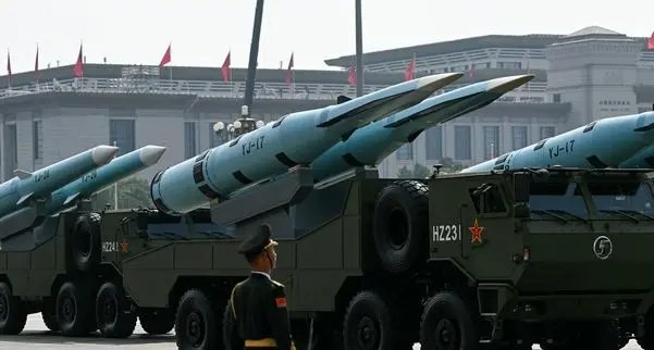 ایران در آستانه خرید موشک‌های ضدکشتی مافوق صوت از چین |  تغییر کامل بازی  | حالا همه‌چیز برای آمریکا فرق می‌کند!