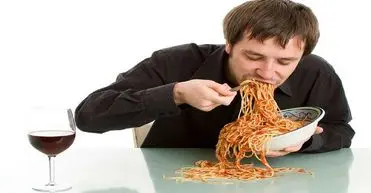 چگونه آهسته غذا خوردن استرس را کاهش می‌دهد؟