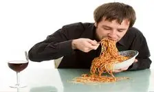 چگونه آهسته غذا خوردن استرس را کاهش می‌دهد؟